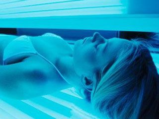 El exceso de rayos UVA en cabinas puede provocar quemaduras en la piel